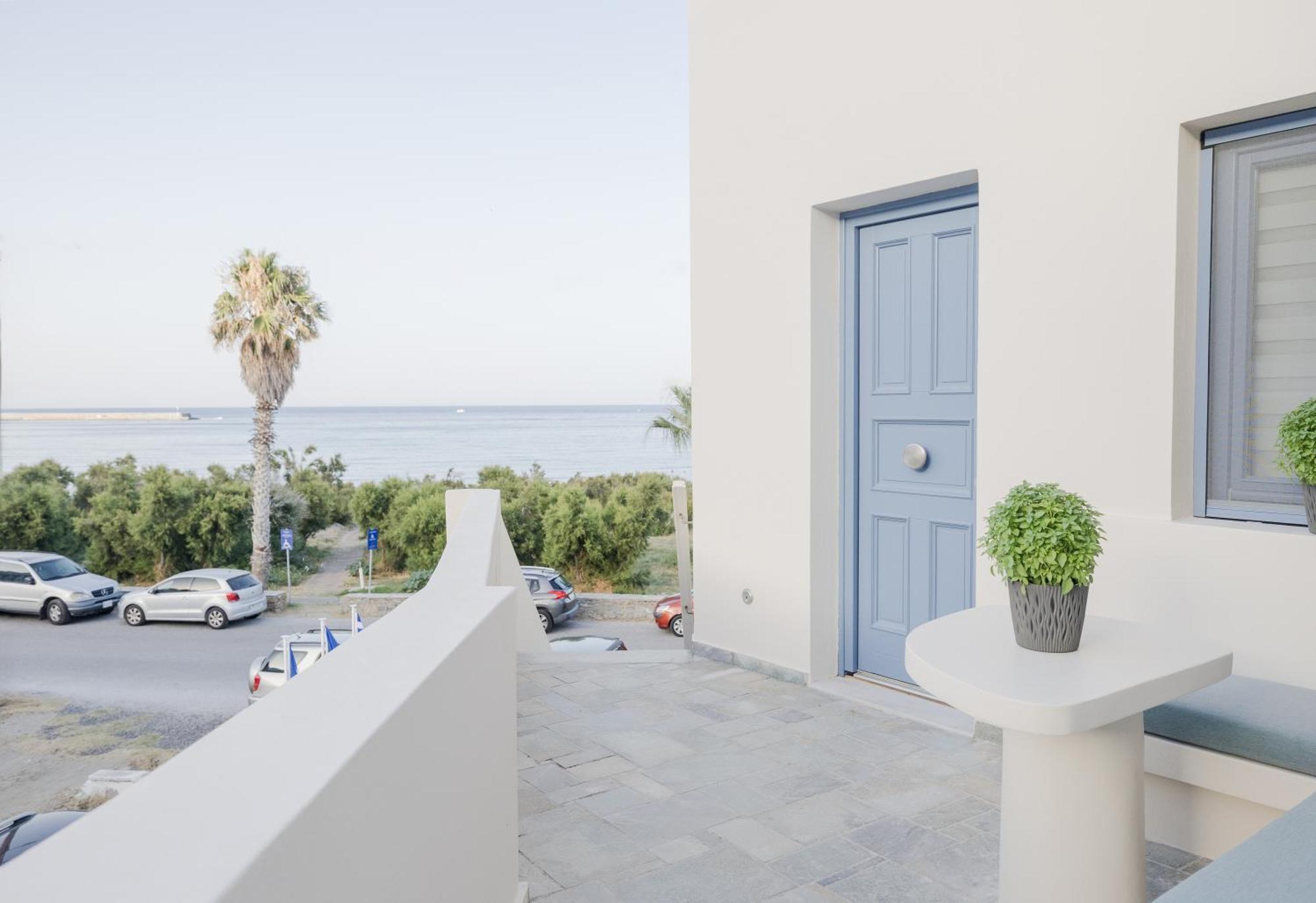 Rodavgi Apartments Andros Town Exterior photo