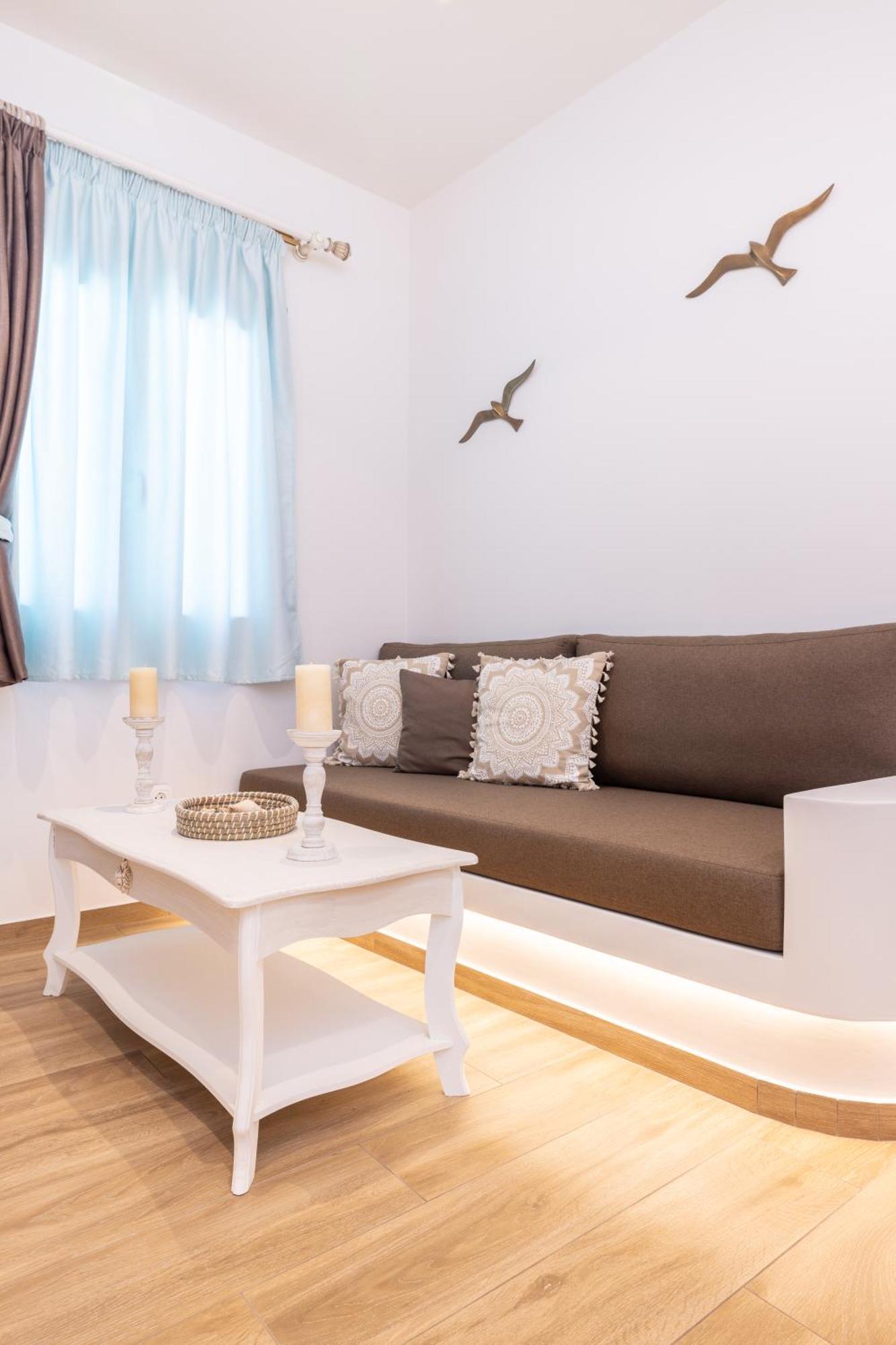 Rodavgi Apartments Andros Town Exterior photo